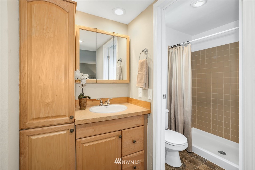 21808 8th Place West Bothell, WA 98021 - Photo 13 of 33