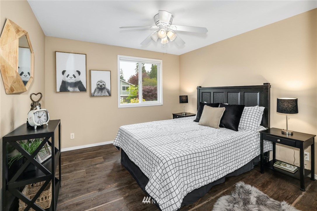 21808 8th Place West Bothell, WA 98021 - Photo 14 of 33