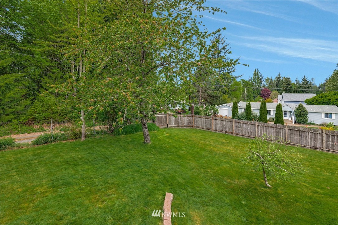 21808 8th Place West Bothell, WA 98021 - Photo 26 of 33