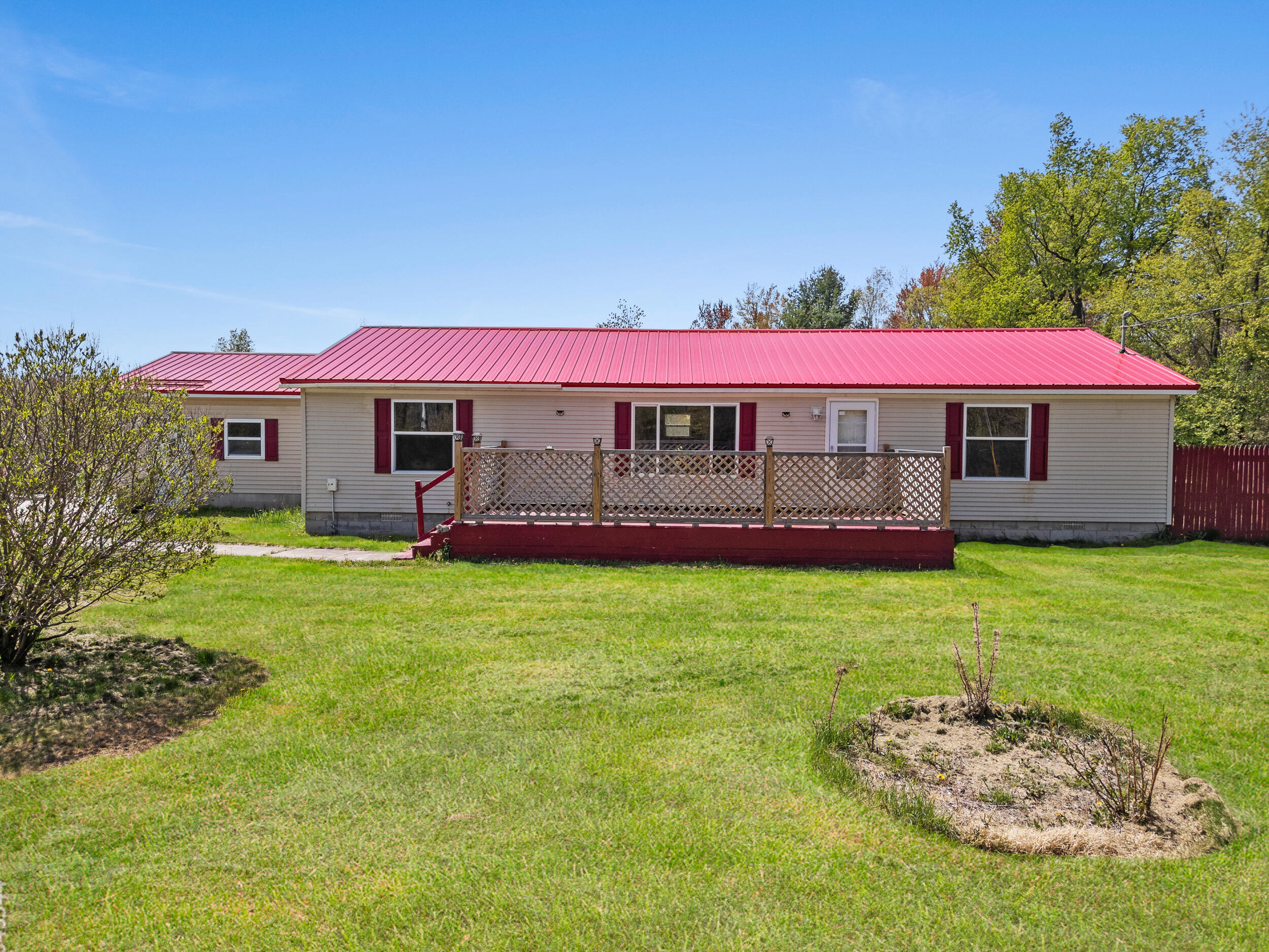 10753 South Hawkins Road Reed City, MI 49677 - Photo 4 of 41 4_a-4