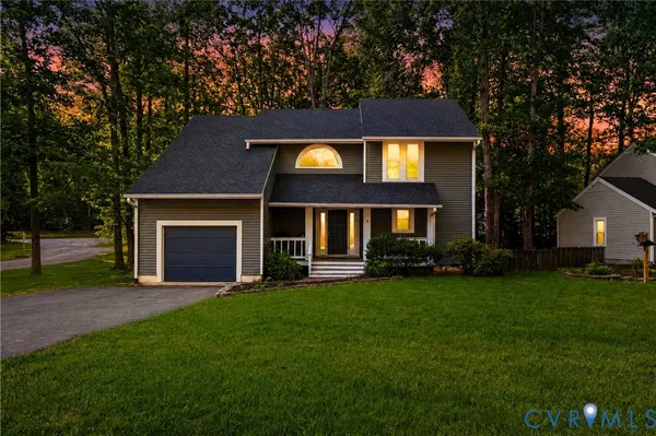 $427,000 | 14401 Woods Walk Lane, Midlothian, VA 23112