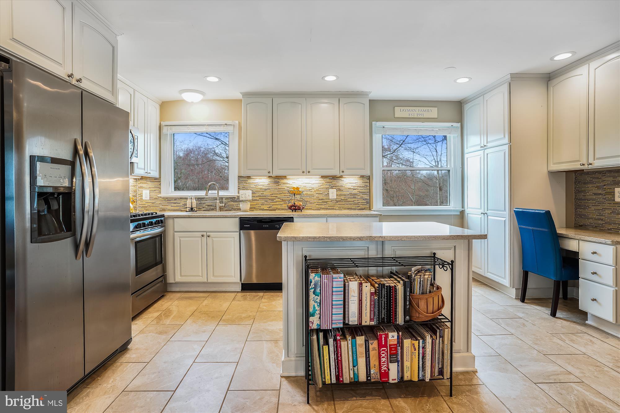 6610 Greenview Lane Springfield, VA 22152 - Photo 5 of 43 New appliances, cabinets and flooring abound