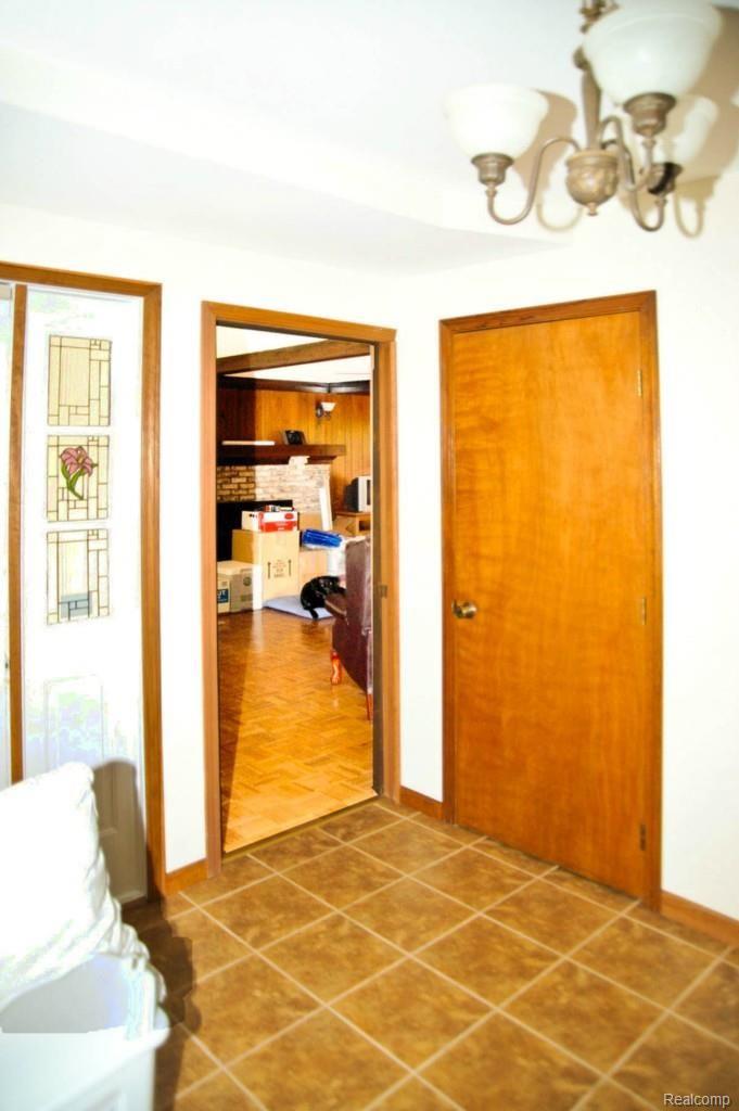 2290 Gale Road Ann Arbor, MI 48105 - Photo 13 of 27 2290 Gale - Foyer-9.jpg