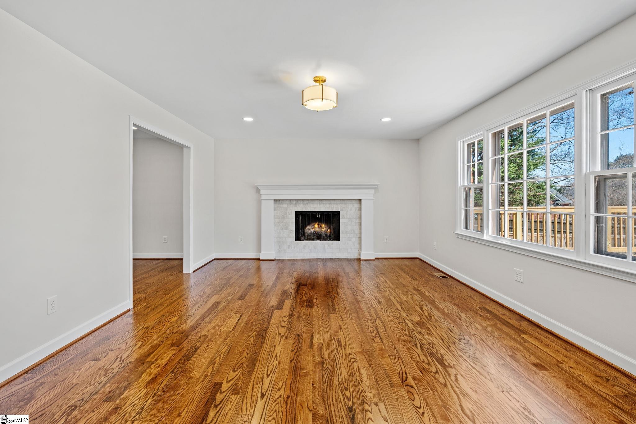 704 Hedgewood Terrace Greer, SC 29650 - Photo 5 of 28