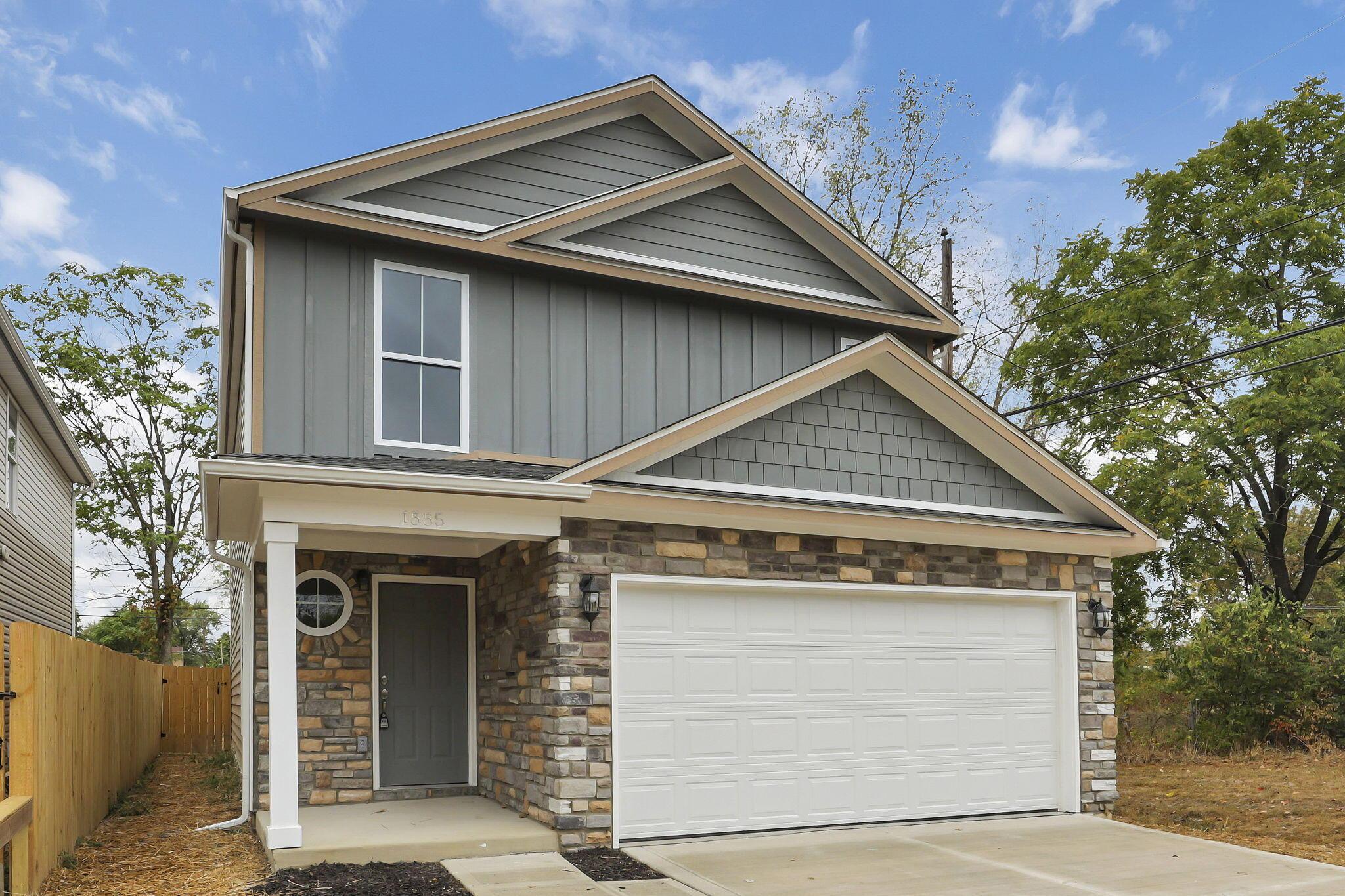 1555 Delbert Road Columbus, OH 43219 - Photo 3 of 48 3-web-or-mls-0N4A2675 - Copy