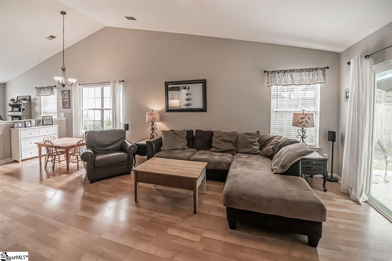 18 Renforth Road Simpsonville, SC 29681 - Photo 13 of 36 Gallery Image 13