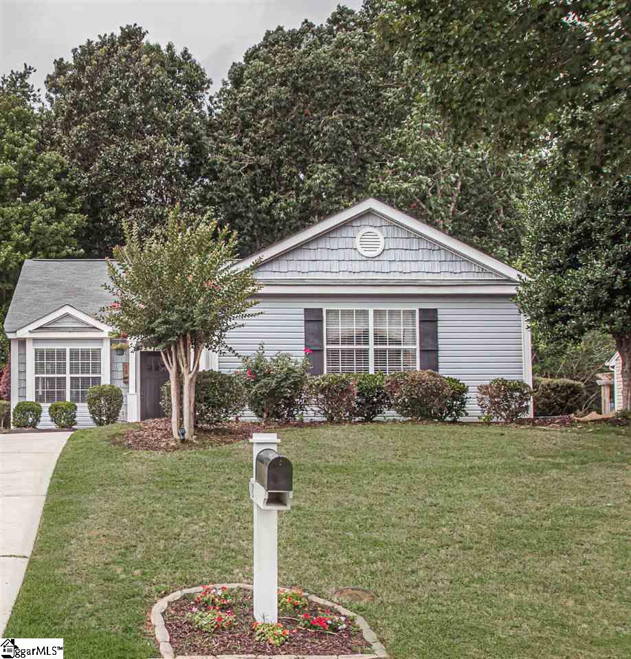 18 Renforth Road Simpsonville, SC 29681 - Photo 3 of 36 Gallery Image 3