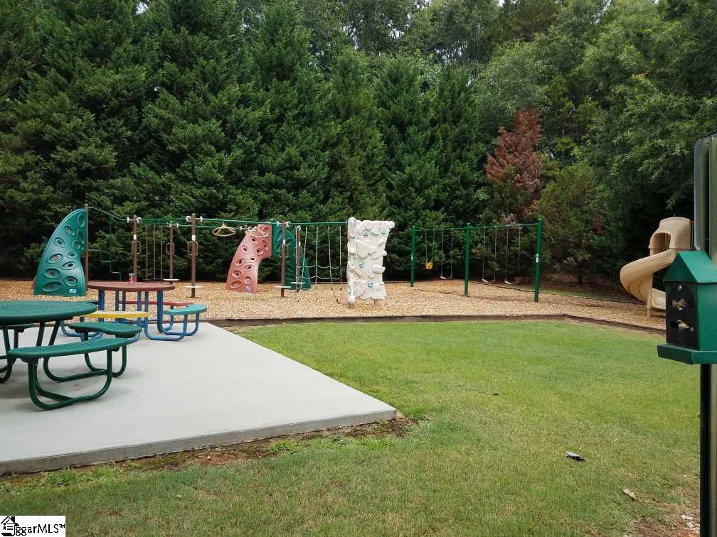 18 Renforth Road Simpsonville, SC 29681 - Photo 36 of 36 Gallery Image 36
