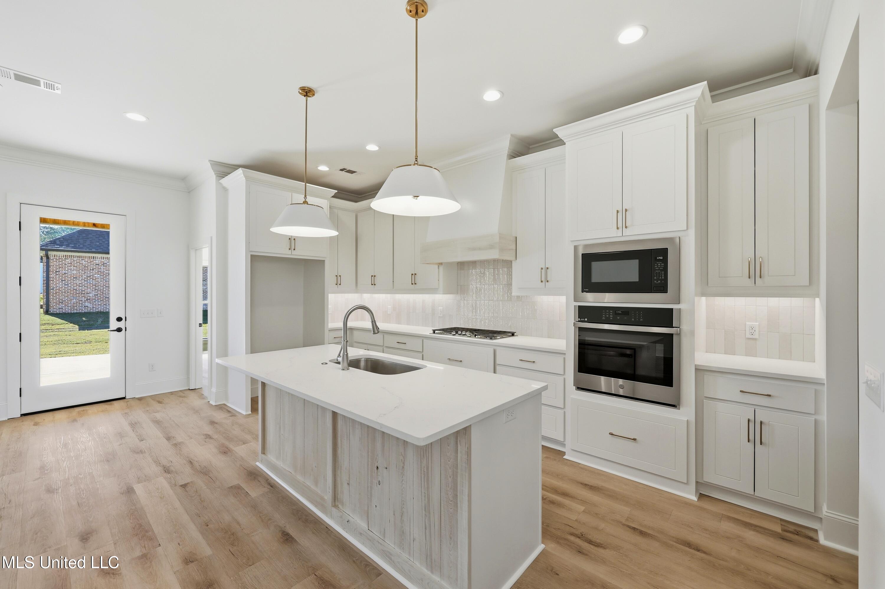 503 Harper Cove Flowood, MS 39232 - Photo 10 of 40 503 Harper Cove \ Home Tours MS (9)[1280