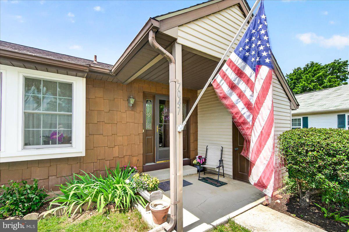 7047 Catalpa Road Frederick, MD 21703 - Photo 5 of 118