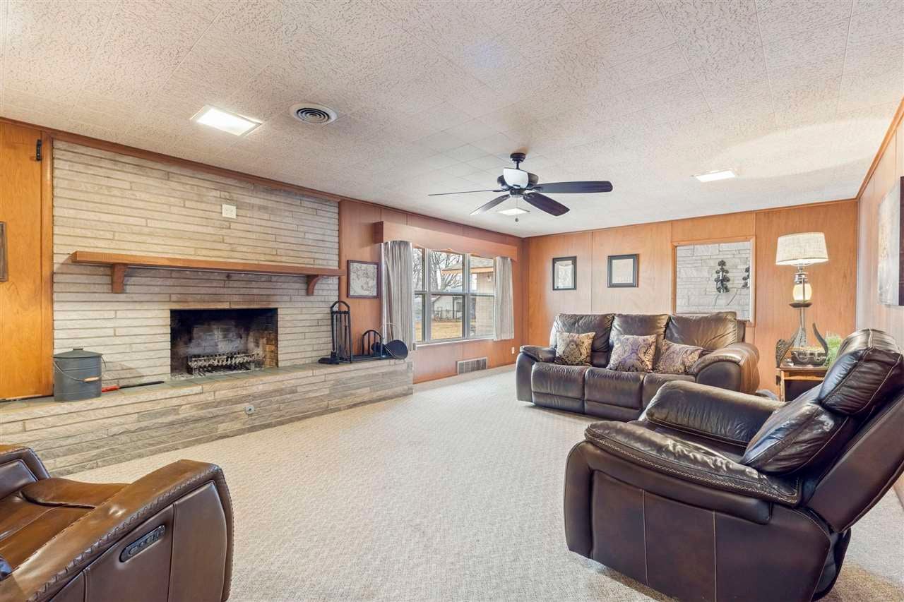 815 Locust Street Perry, OK 73077 - Photo 10 of 29 Gallery Image 10