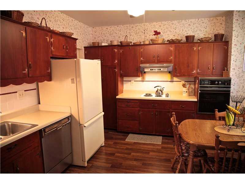 705 McCoy Road McKees Rocks, PA 15136 - Photo 8 of 25 Kitchen.