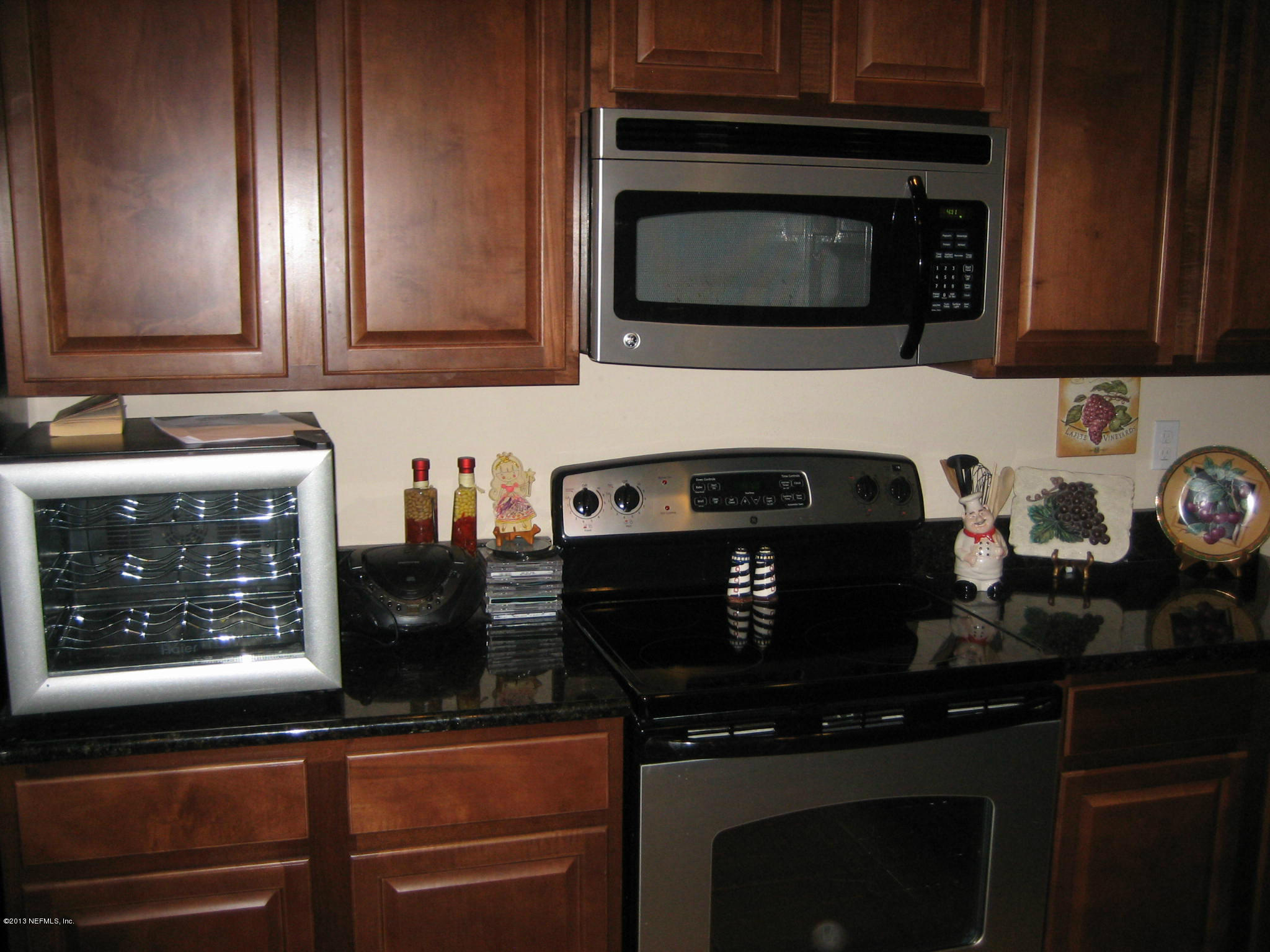11112 Lothmore Road Jacksonville, FL 32221 - Photo 2 of 6 kitchen