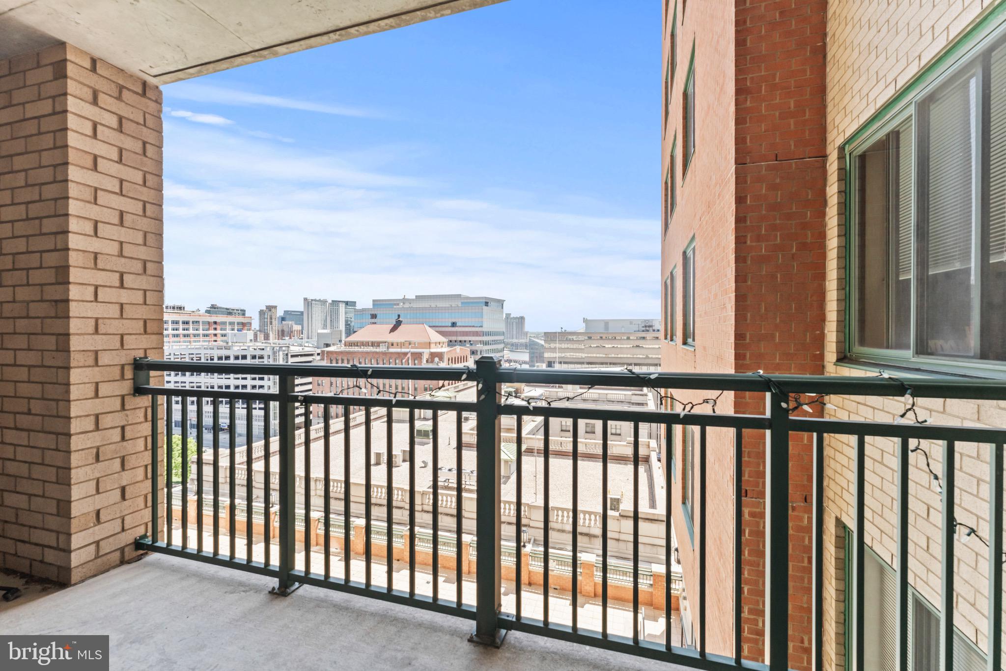 414 Water Street, Unit 1201 Baltimore, MD 21202 - Photo 29 of 44 Condo Balcony overlooking pool