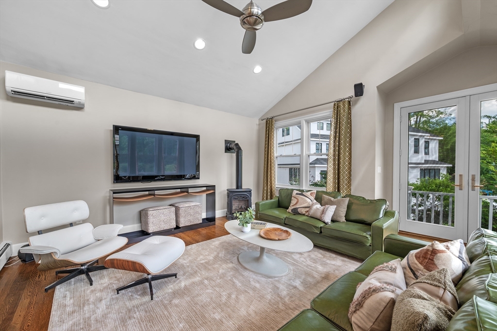 233 Rutledge Road Belmont, MA 02478 - Photo 8 of 37