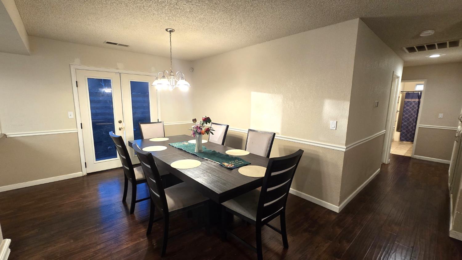 155 North Haney Avenue Reedley, CA 93654 - Photo 12 of 27 Dining Room View 3
