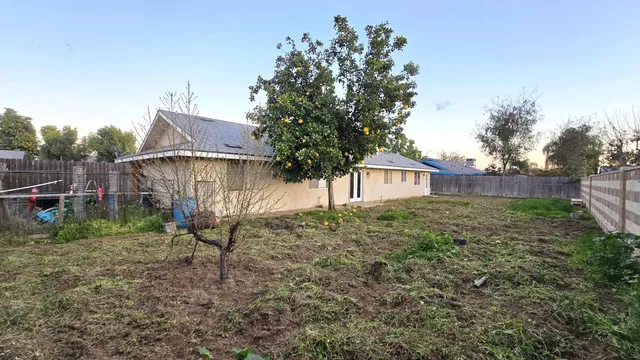 $370,000 | 155 North Haney Avenue, Reedley, CA 93654