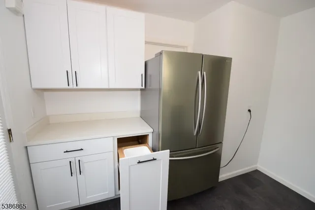 $2,495 | 40 Glaser Avenue, Raritan, NJ 08869