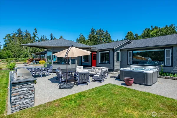 $765,000 | 213 Cornet Bay Road, Oak Harbor, WA 98277