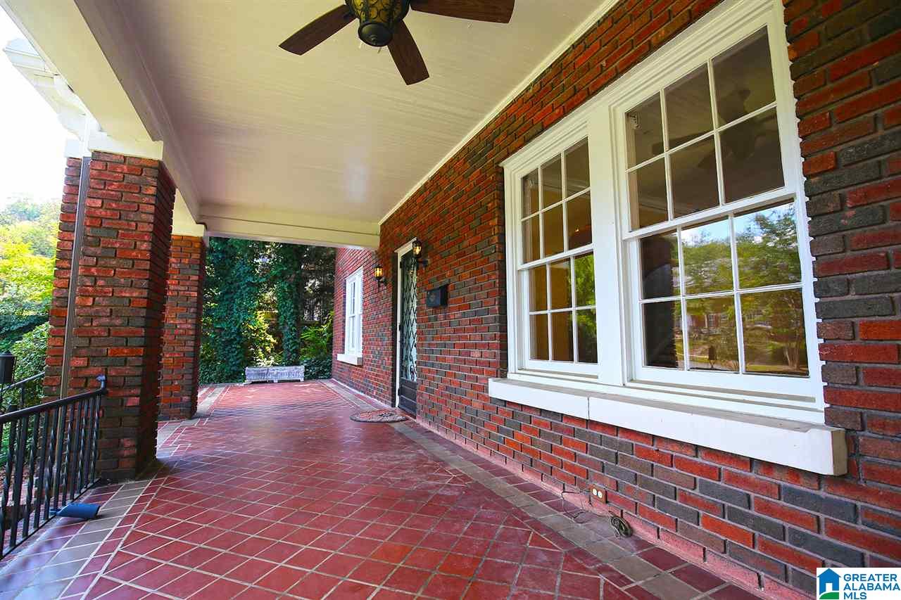 928 Linwood Road Birmingham, AL 35222 - Photo 2 of 23