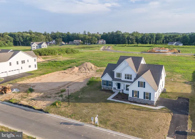 $660,990 | 9 Summit Drive, Unit LEGEND, Smyrna, DE 19977