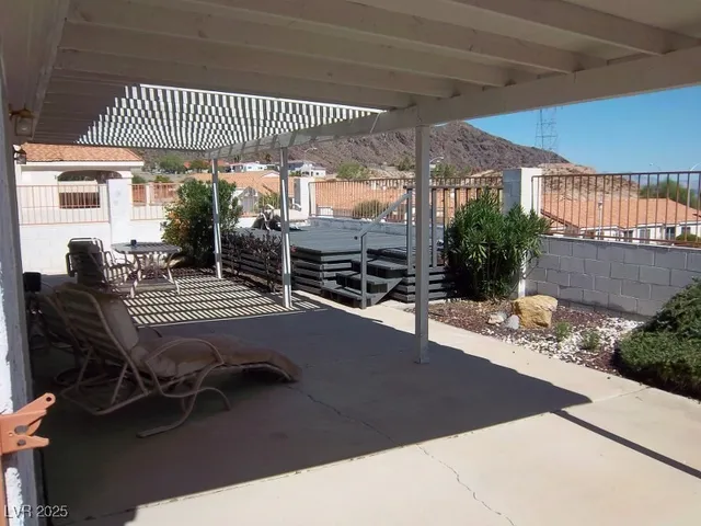 $2,000 | 398 Tavernier Street, Boulder City, NV 89005
