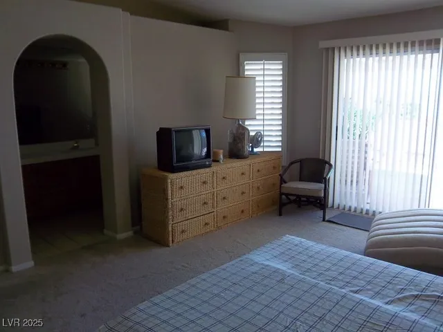 $2,000 | 398 Tavernier Street, Boulder City, NV 89005