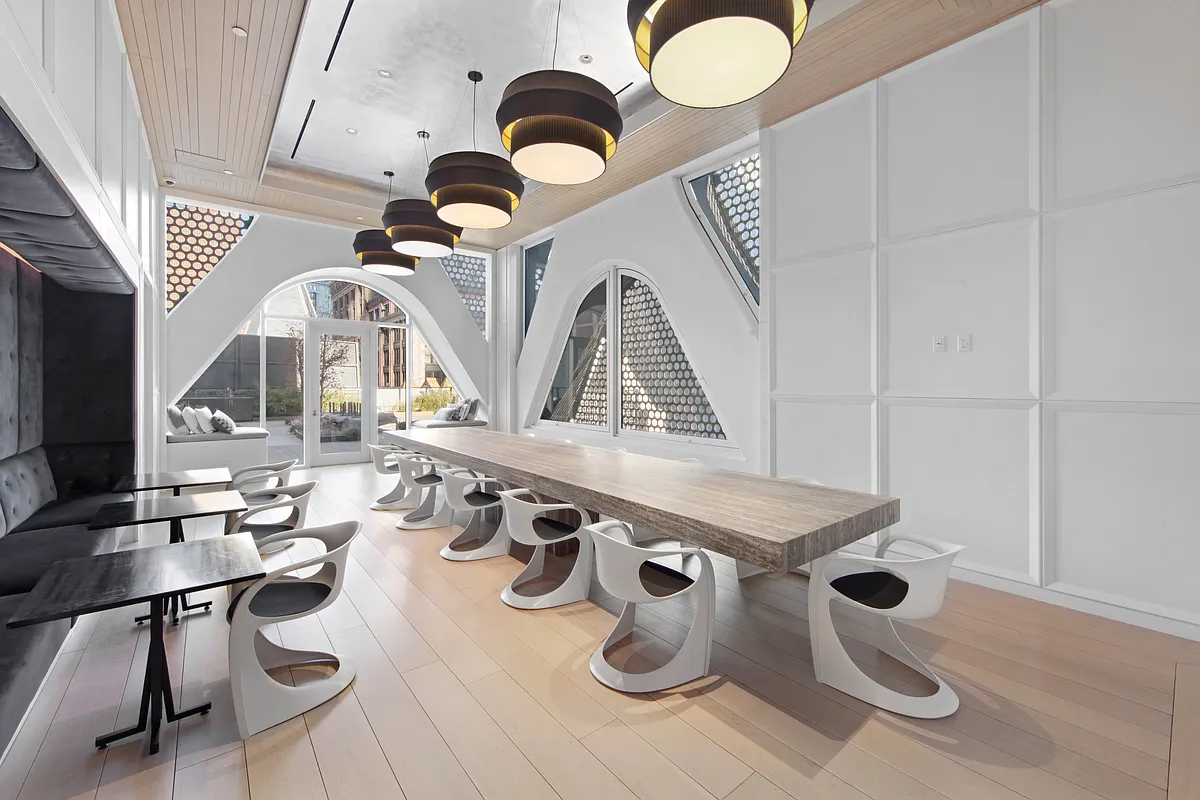 Undisclosed Address Manhattan, NY 10038 - Photo 18 of 19