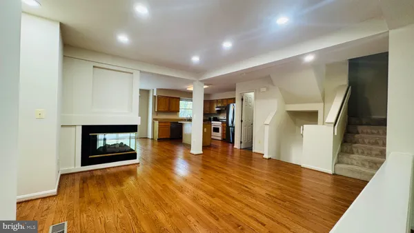 $3,980 | 9407 Van Arsdale Drive, Vienna, VA 22181