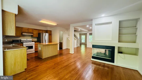 $3,980 | 9407 Van Arsdale Drive, Vienna, VA 22181