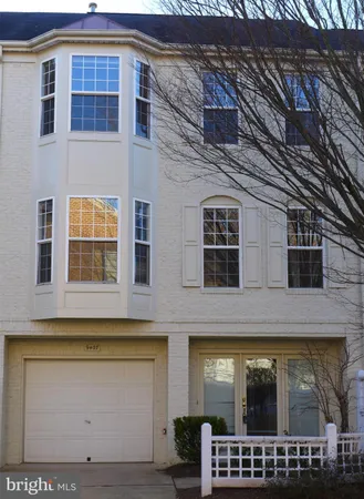 $3,980 | 9407 Van Arsdale Drive, Vienna, VA 22181
