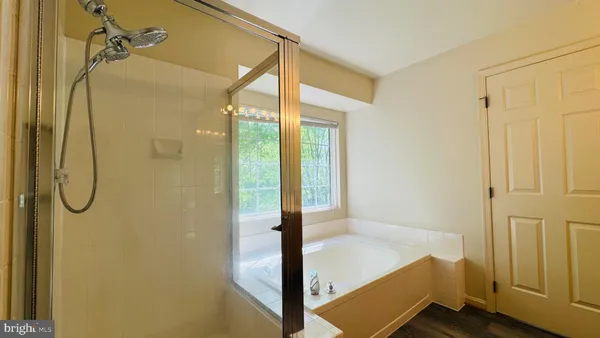 $3,980 | 9407 Van Arsdale Drive, Vienna, VA 22181