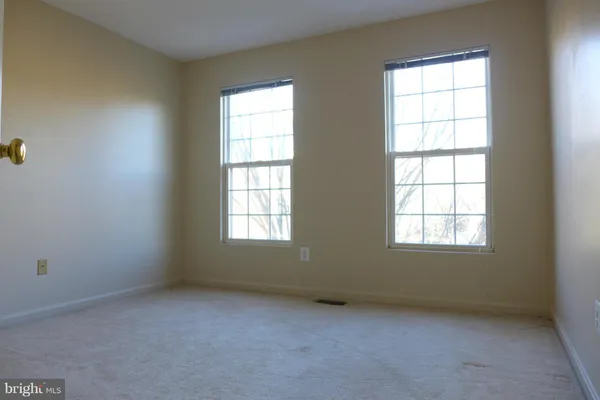 $3,980 | 9407 Van Arsdale Drive, Vienna, VA 22181