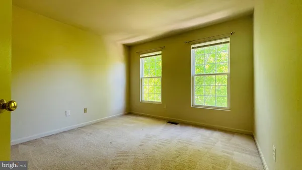 $3,980 | 9407 Van Arsdale Drive, Vienna, VA 22181