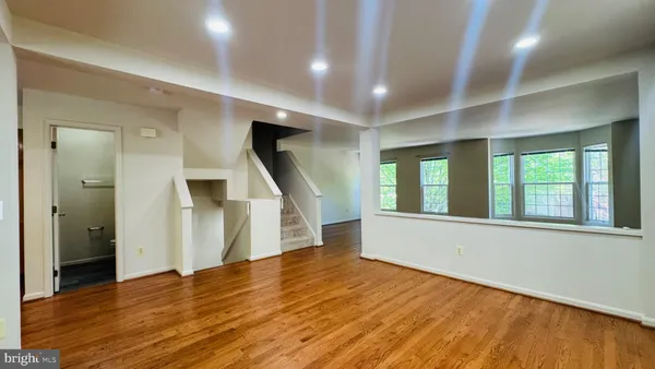 $3,980 | 9407 Van Arsdale Drive, Vienna, VA 22181