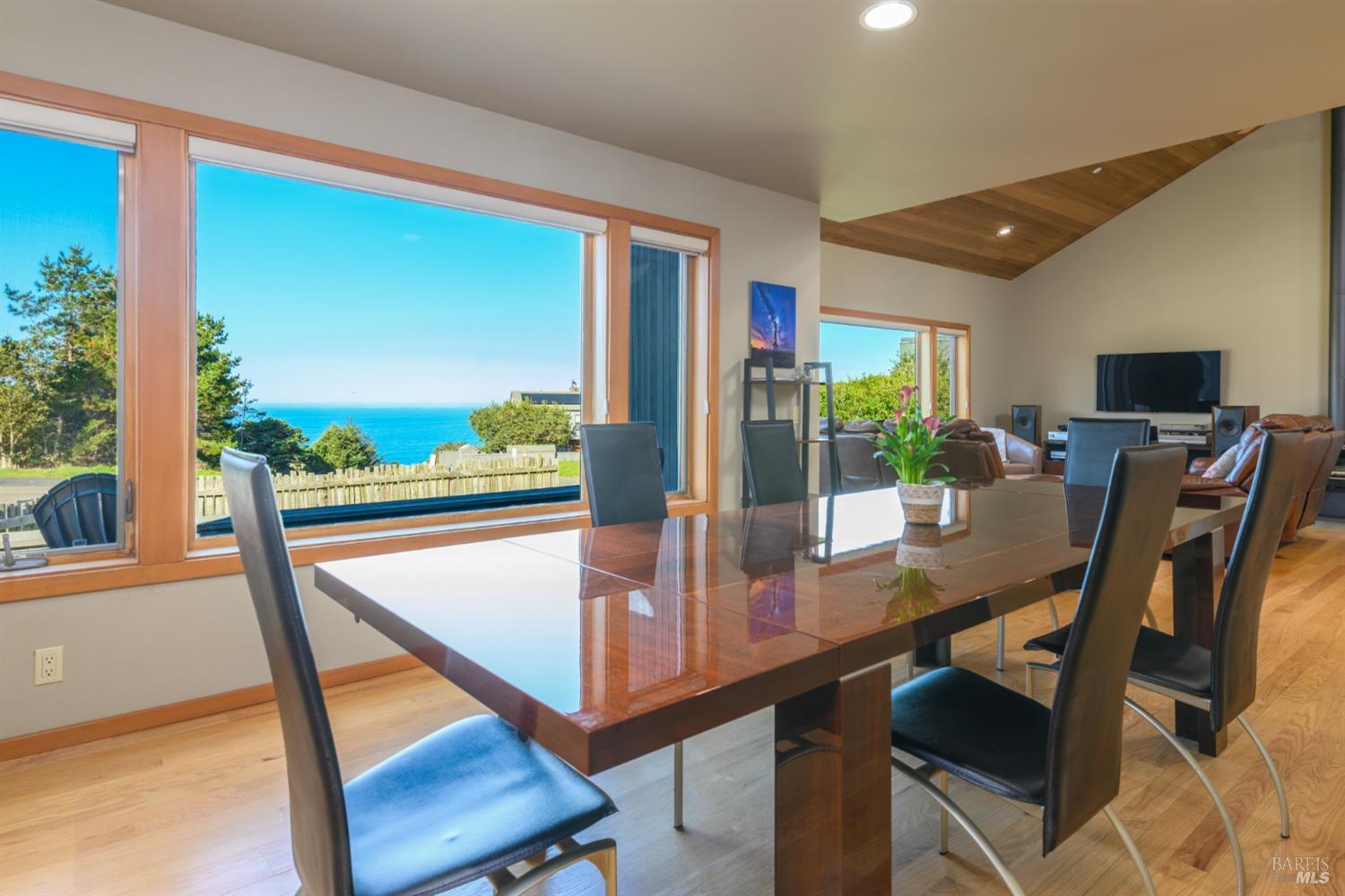135 Larkspur Close The Sea Ranch, CA 95497 - Photo 10 of 37