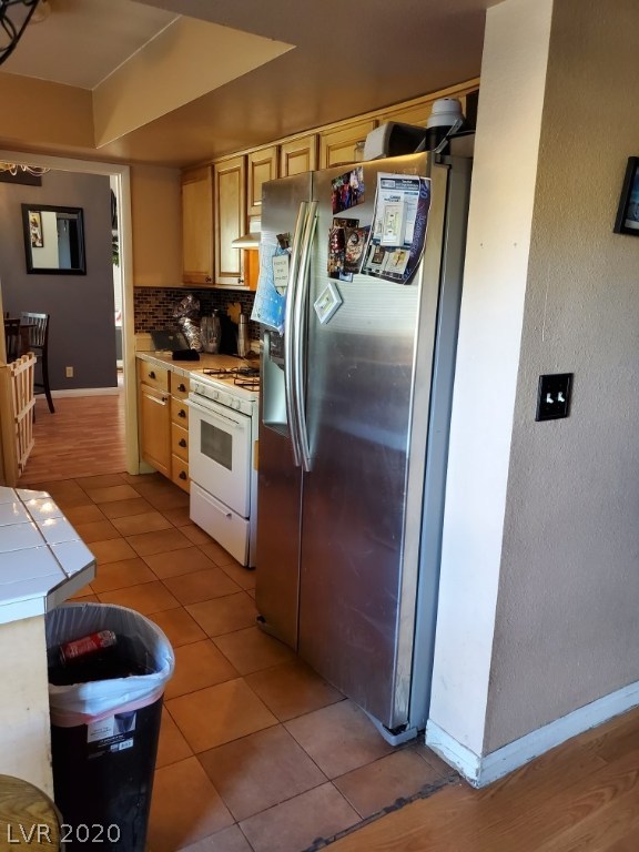 4192 Newcastle Road Las Vegas, NV 89103 - Photo 7 of 29 Gallery Image 7