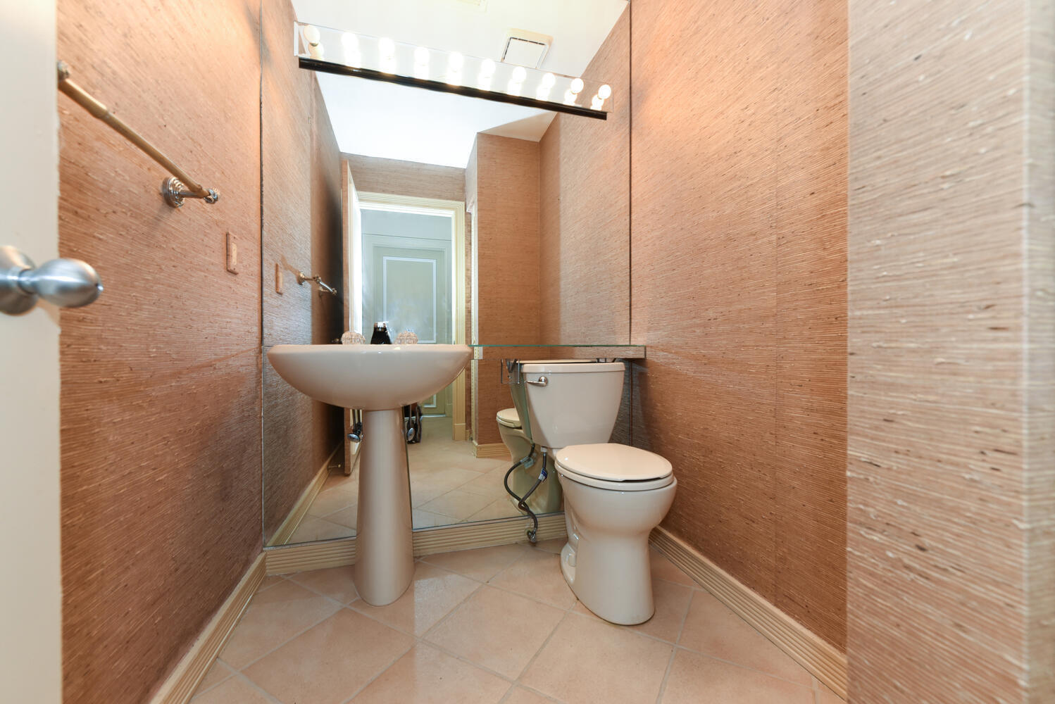 10209 Spyglass Way Boca Raton, FL 33498 - Photo 35 of 51 10209 Spyglass Way Boca Raton-large-017-