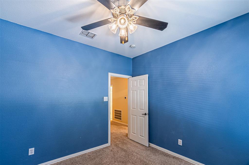 1913 Blue Ridge Drive Flower Mound, TX 75028 - Photo 15 of 40