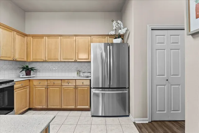 $295,000 | 2710 Grants Lake Boulevard, Unit T4, Sugar Land, TX 77479