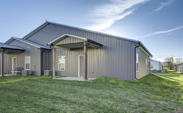 $1,595 | 189 Bainbridge Drive, Unit A, Clarksville, TN 37043