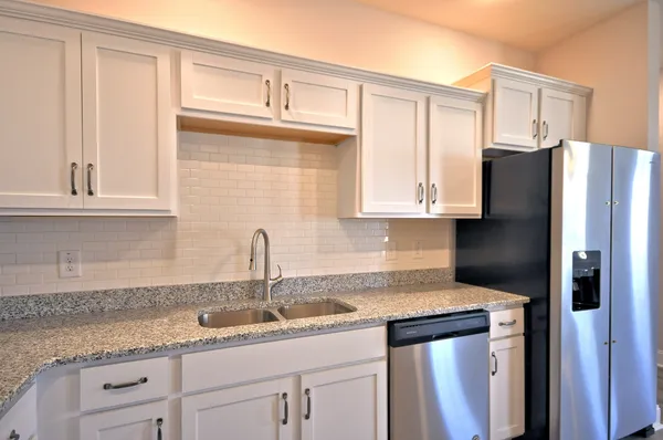 $1,595 | 189 Bainbridge Drive, Unit A, Clarksville, TN 37043