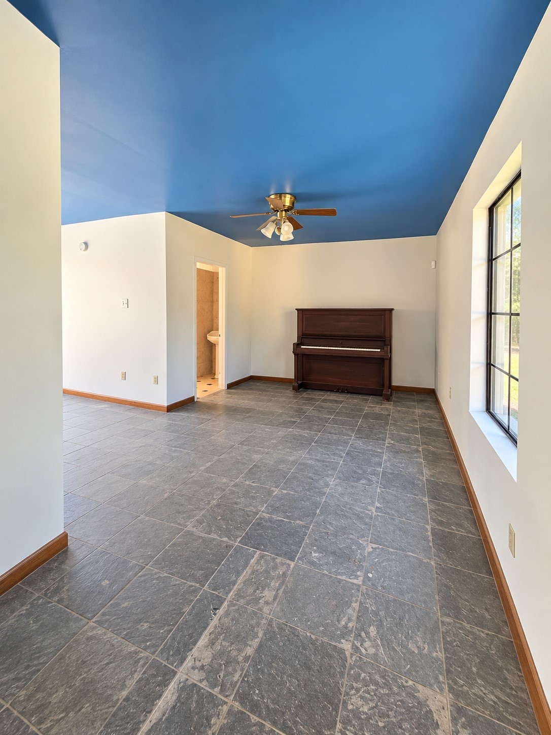 36219 County Line Road Brookshire, TX 77423 - Photo 20 of 33 Secondary Living room