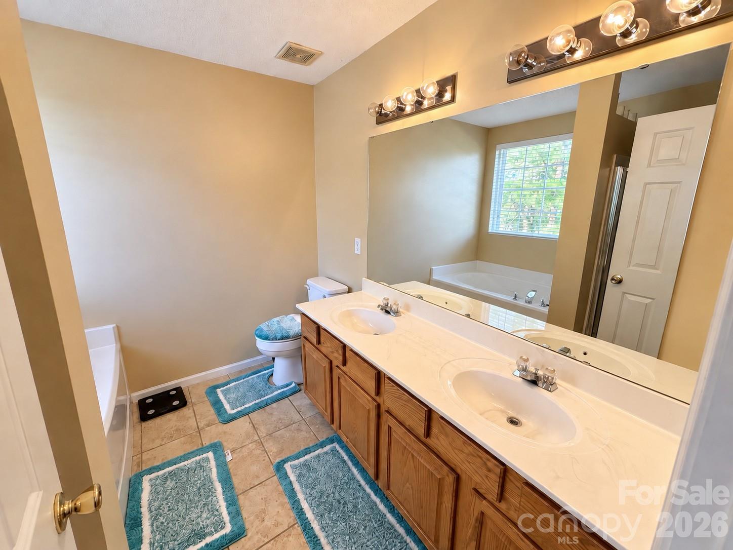 4912 Alenja Lane Raleigh, NC 27616 - Photo 22 of 40 Gallery Image 22