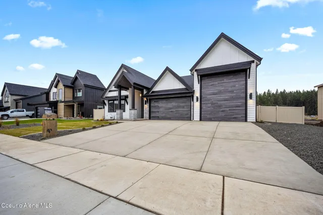 $1,024,000 | 1215 East Sleeping Deer Avenue, Hayden, ID 83835