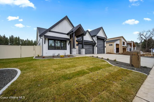 $1,024,000 | 1215 East Sleeping Deer Avenue, Hayden, ID 83835