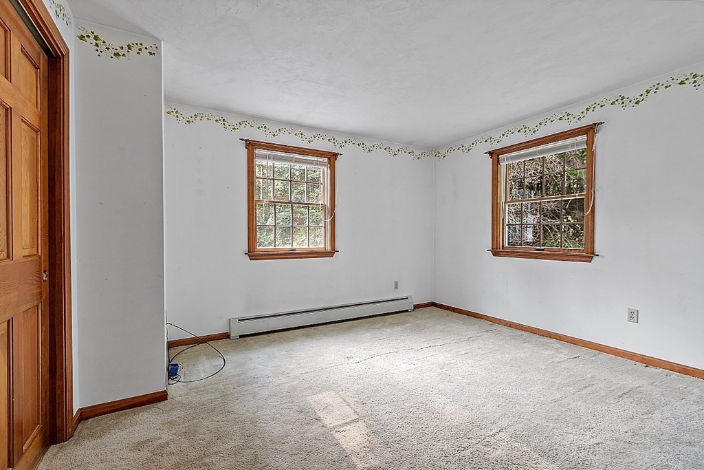 192 Wheeler Road Ashby, MA 01431 - Photo 5 of 18