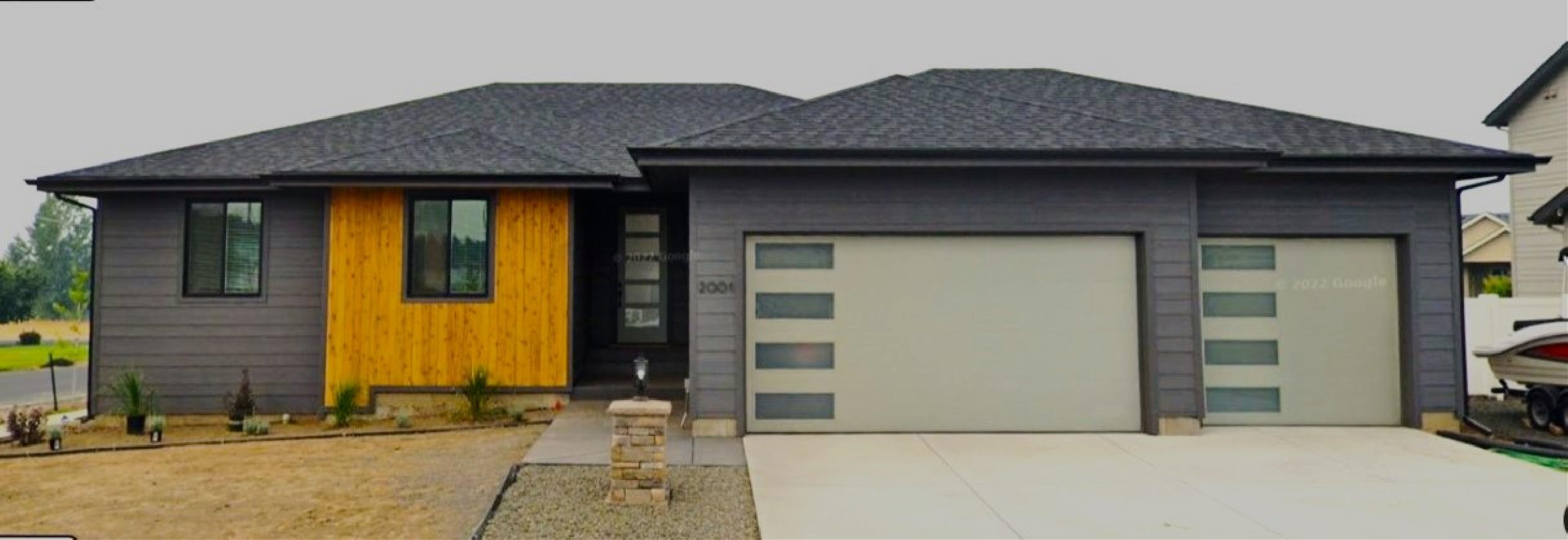 6104 North Windsor St