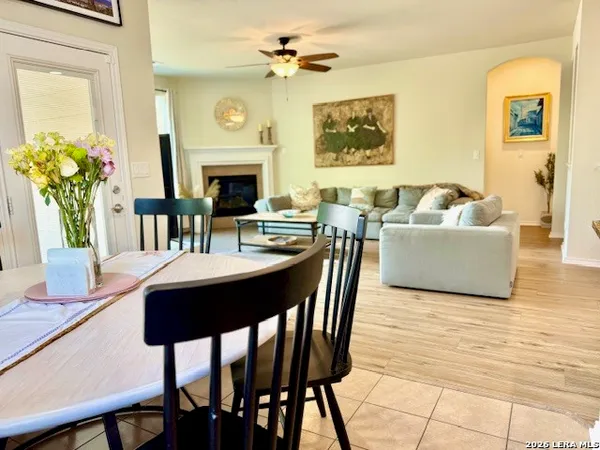 $2,700 | 10811 Yaupon Holly, Helotes, TX 78023
