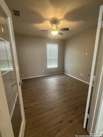 $2,700 | 10811 Yaupon Holly, Helotes, TX 78023